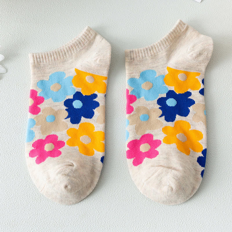 Plus Size Colored Flowers No Show Socks(5 Pairs) - image 10