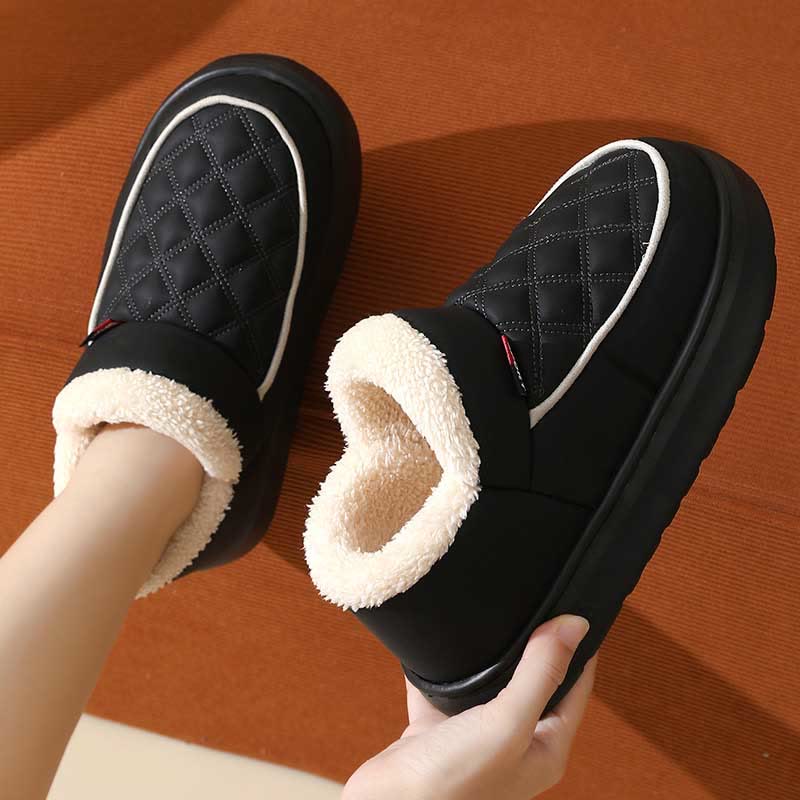 Plus Size Grid Slippers - image 5