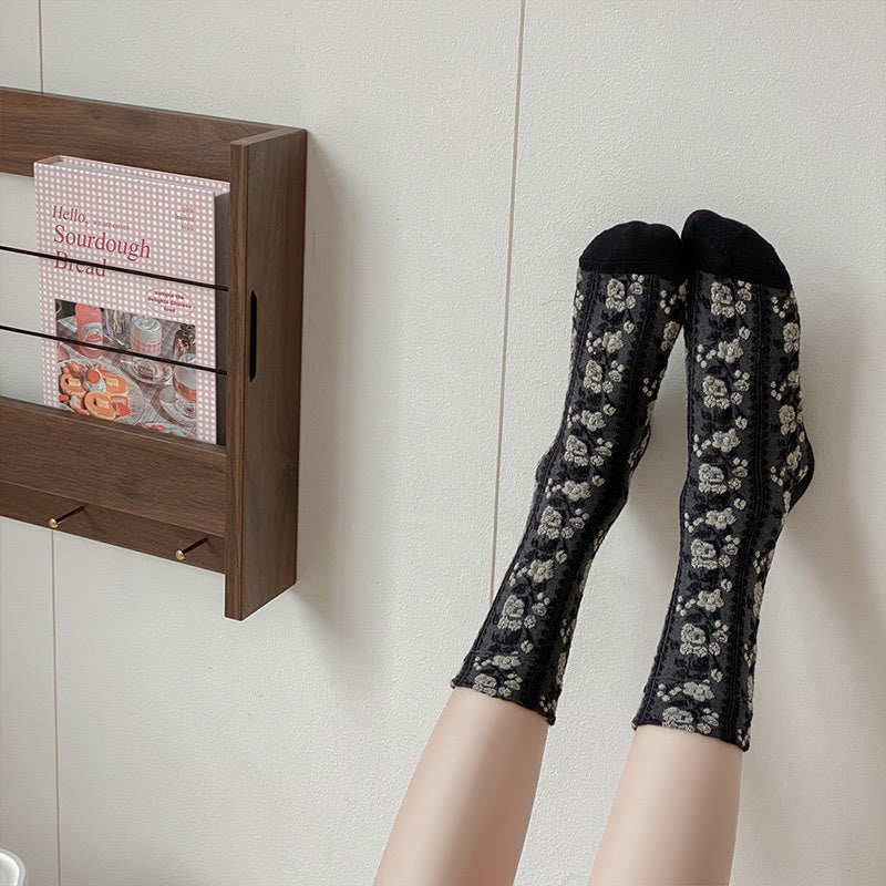 Retro Flowers Quarter Socks(5 Pairs) - image 2