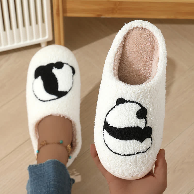 Plus Size Cartoon Panda Print Slippers - image 6