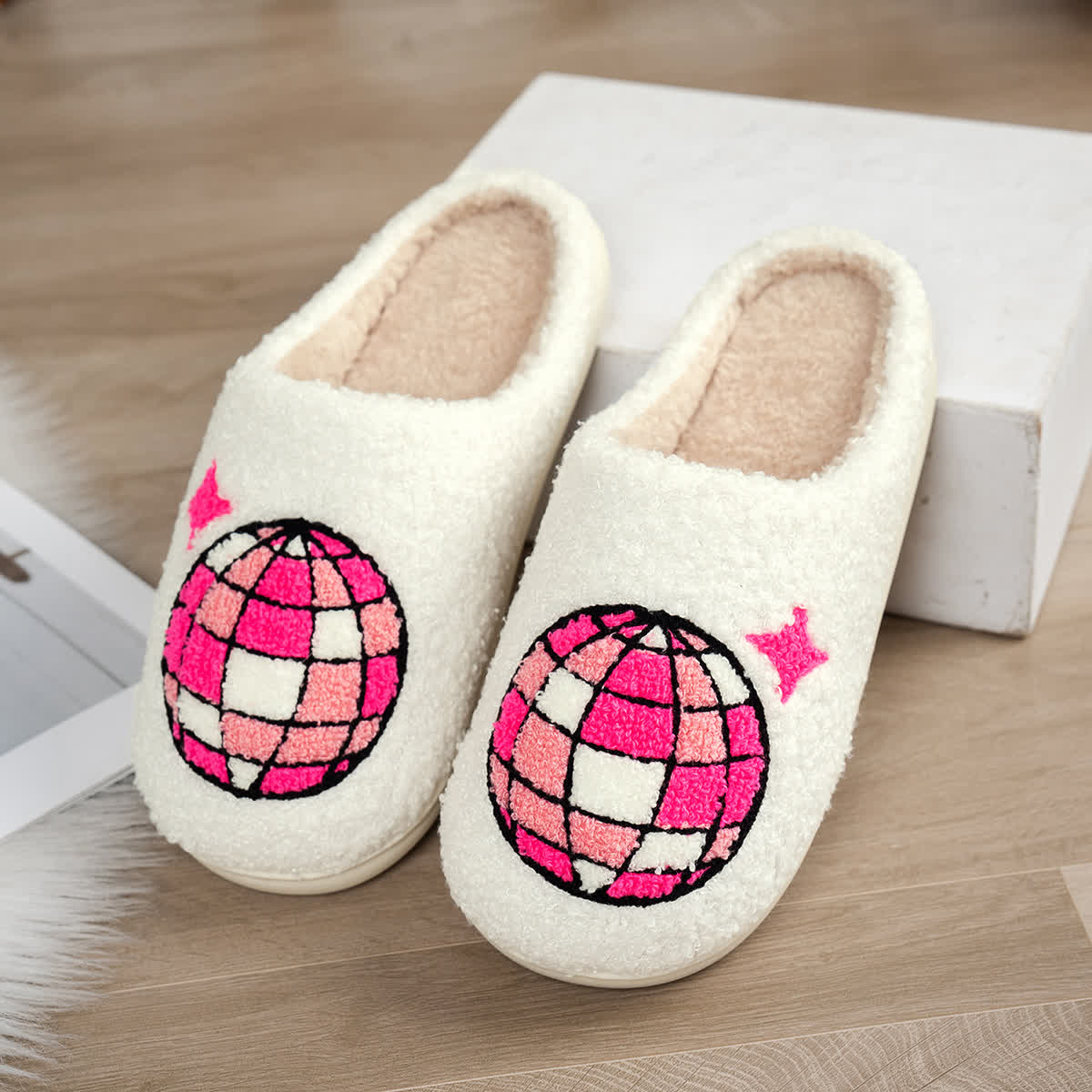 Plus Size Disco Ball Print Slippers - image 13