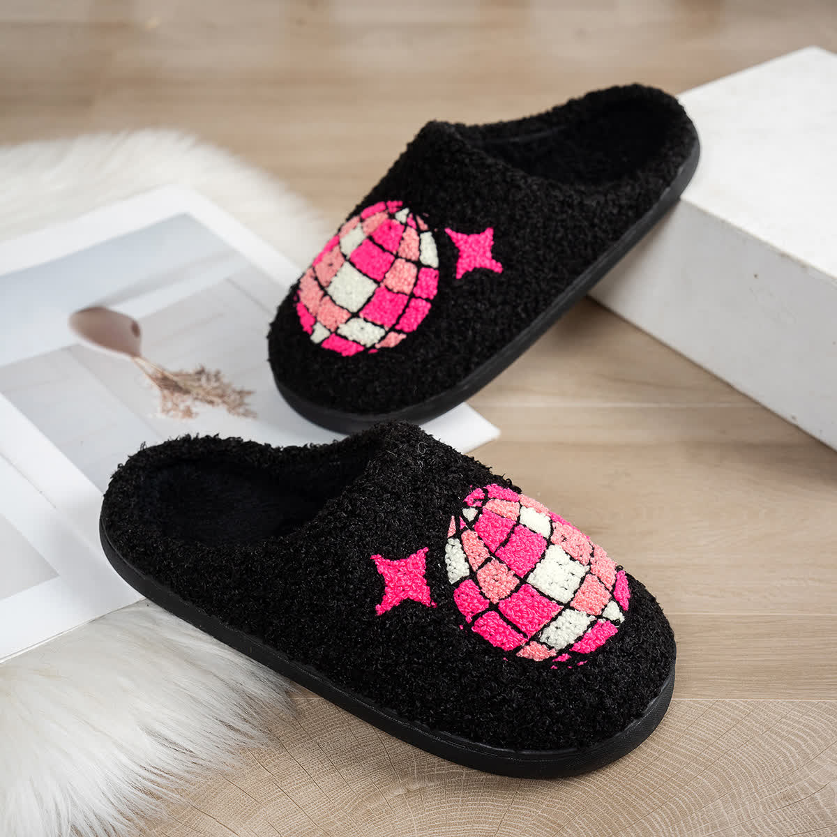 Plus Size Disco Ball Print Slippers - image 8