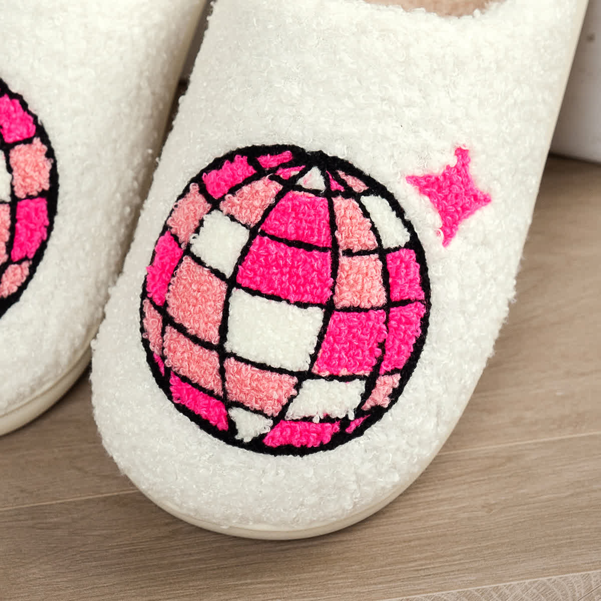 Plus Size Disco Ball Print Slippers - image 14