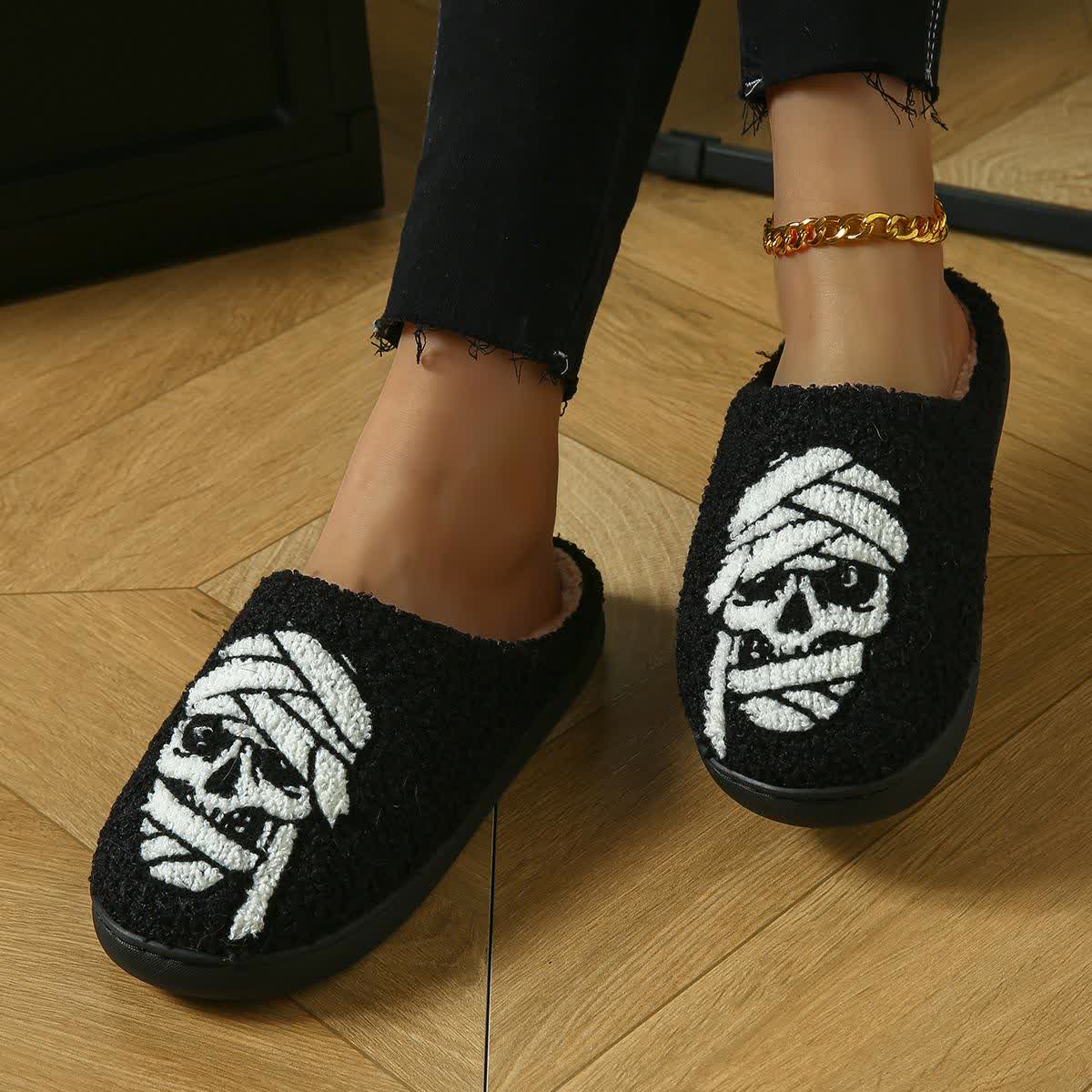 Plus Size Halloween Bandage Skull Print Slippers - image 7