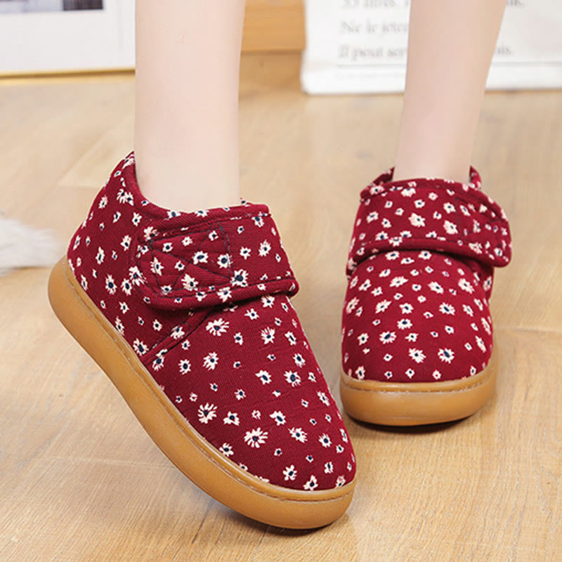 Plusock Plus Size Floral Slippers - image 11