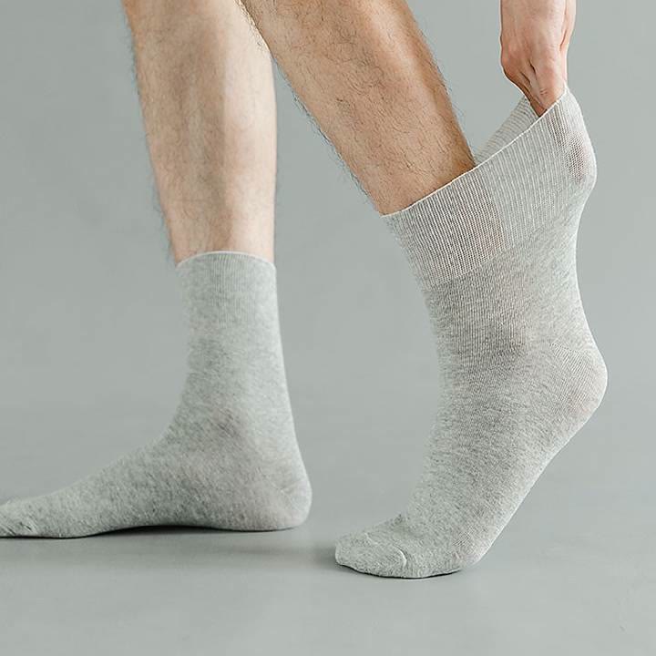 Plus Size Non Binding Quarter Socks Bundle - image 3