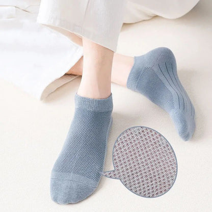 Plus Size Athletic Mesh Ankle Socks(12 Pairs) - image 2