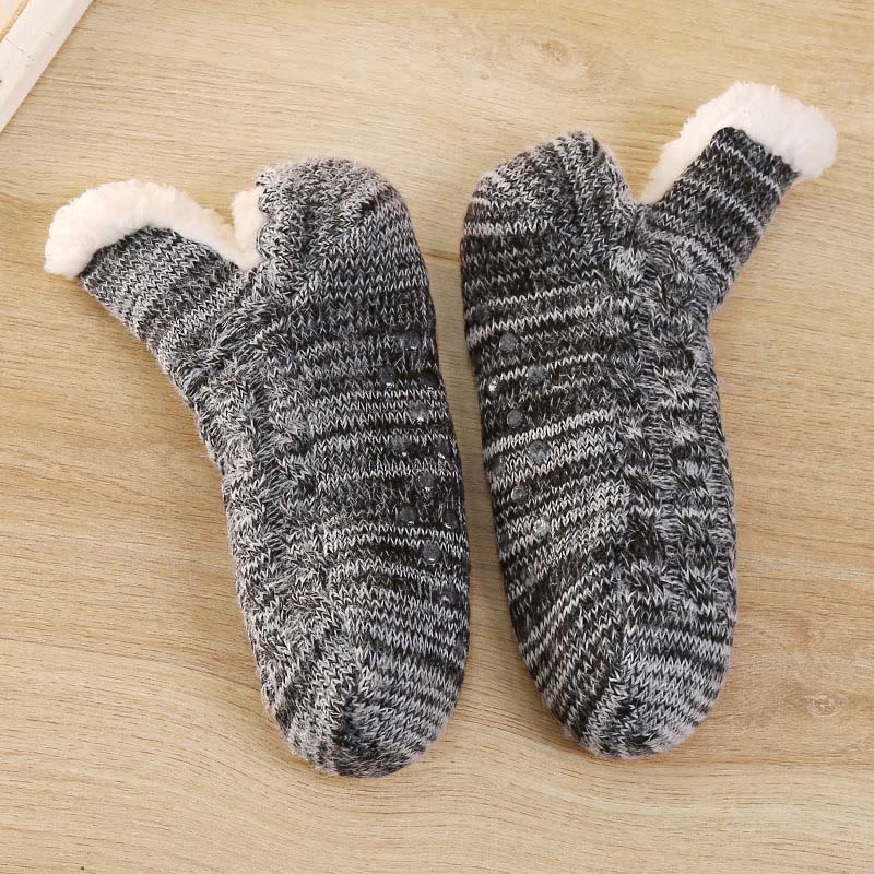 Plus Size Plush Ankle Slipper Socks - image 7