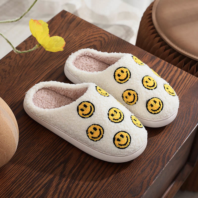Plus Size Love Slippers - Smiley Face - EU 44-45(US 10-11) - image 0