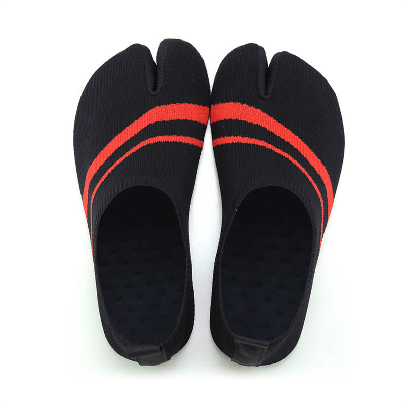 Plus Size Split Toe Stripe Slipper Socks - Red - 4XL - image 11