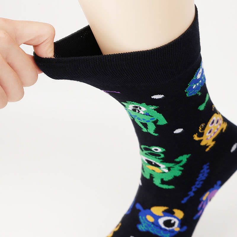 Plus Size Unique Patterned Crew Socks(5 Pairs) - image 2