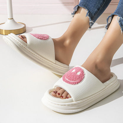 Plus Size Smiley Anti Slip Slippers