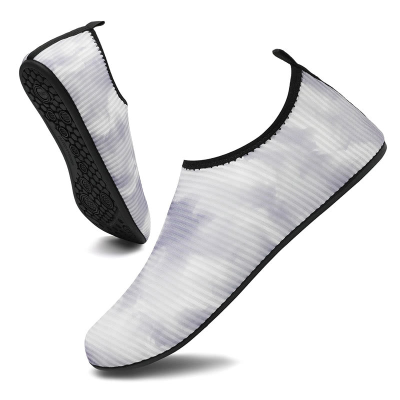 Plus Size Tie Dye Slippers - image 1