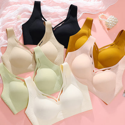 Fashion-Forward Thin Wireless Bra - image 1
