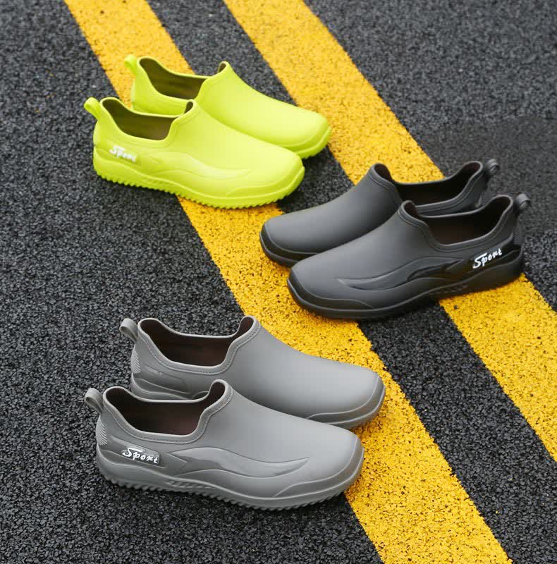 Solid Color Non-slip Waterproof Gardening Shoes - image 2