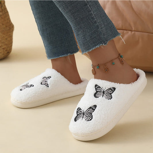 Plus Size Cute Butterfly Print Slippers - image 1