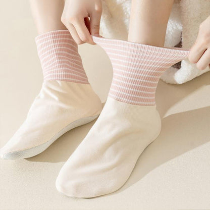 Mugwort Oil Seamless Sleep Socks(4 Pairs) - image 1