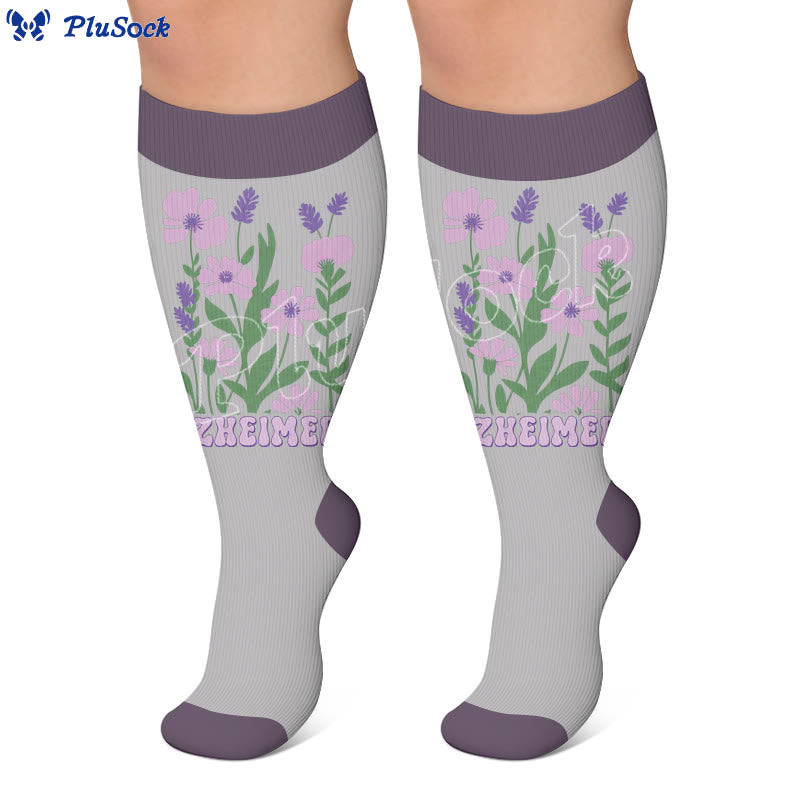 Plus Size Disoriented Print Compression Socks - image 2