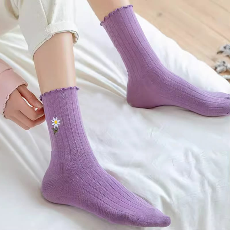 Embroidered Daisy Sleep Socks(8 Pairs) - image 1