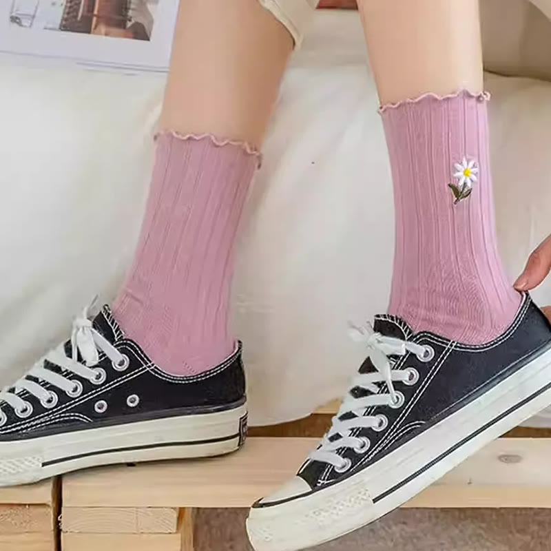 Embroidered Daisy Sleep Socks(8 Pairs) - image 8
