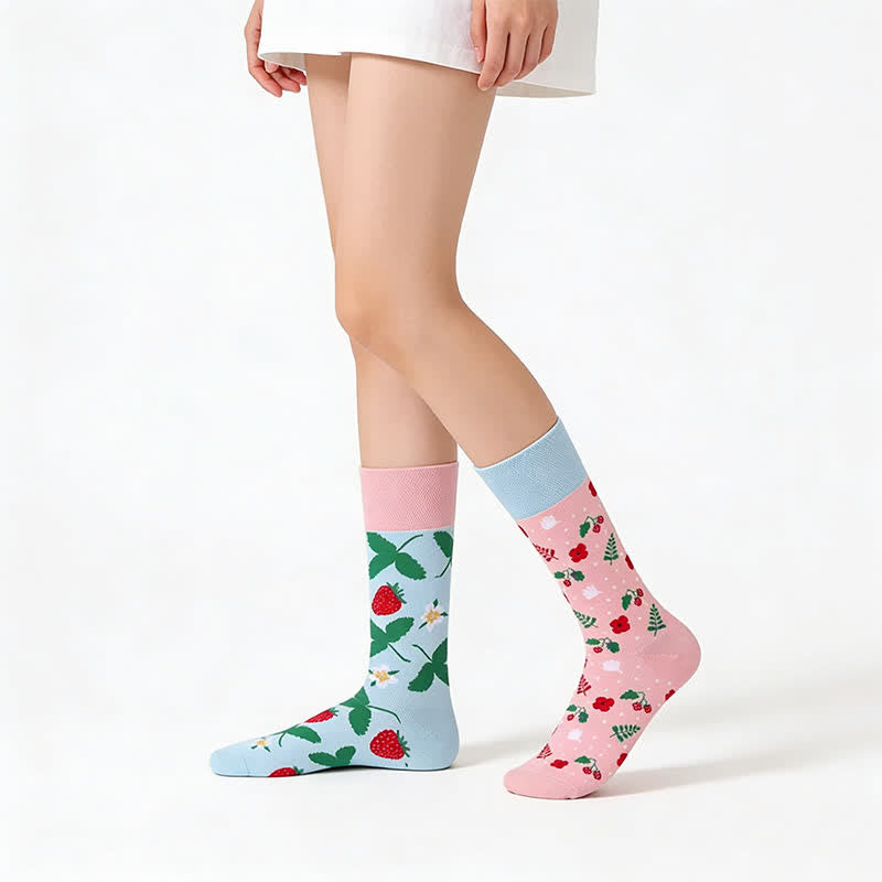 Strawberry Pattern Quarter Socks - image 1