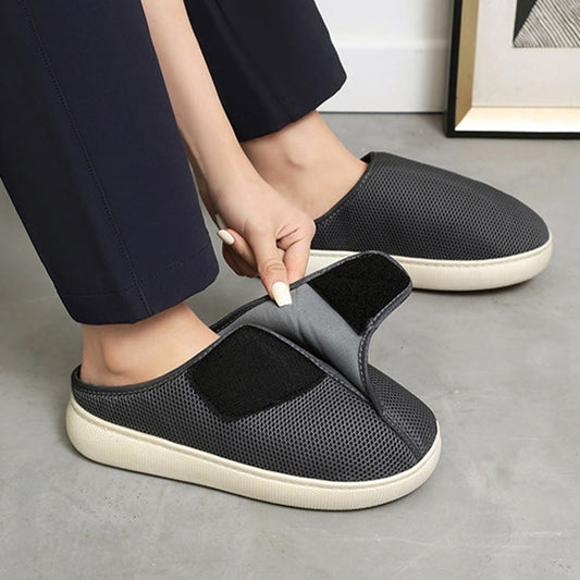 Plus Size Breathable Mesh Upper Slippers - image 0
