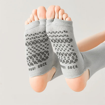 Breathable Knit Casual Grip Socks (3 Pairs) - image 1