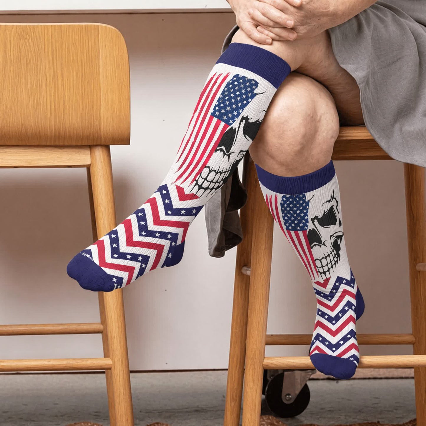 Plus Size Patriotic Star Stripe Compression Socks - Blue(1 Pair) - 4XL - image 3