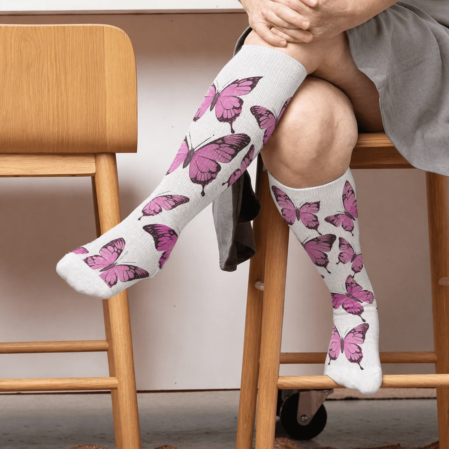 Plus Size Sweet Butterfly Compression Socks - White(1 Pair) - 4XL - image 1