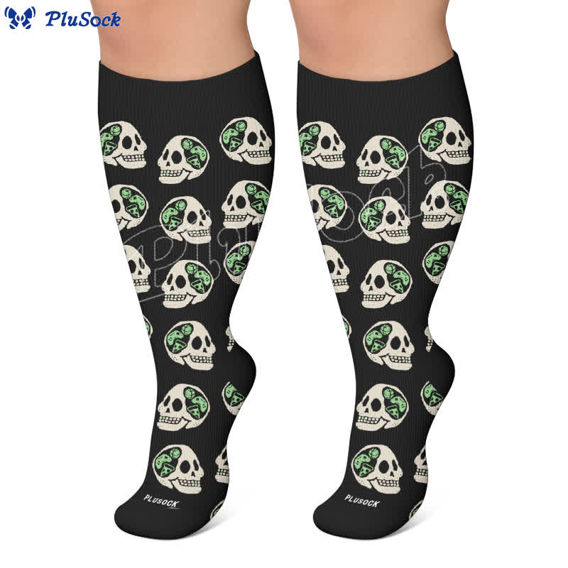 Plus Size 8-Ball Skull Compression Socks - image 6