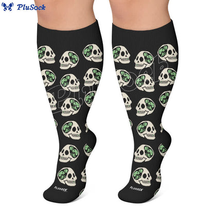 Plus Size 8-Ball Skull Compression Socks - image 6