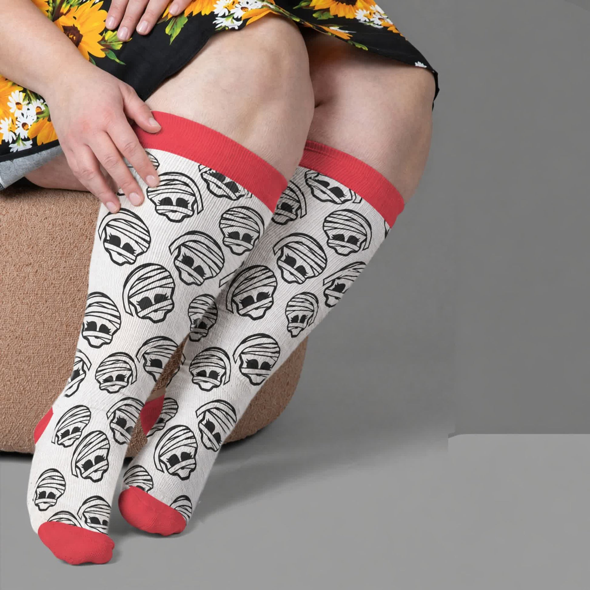 Plus Size Bandaged Skull Compression Socks - White(1 Pair) - 4XL - image 3