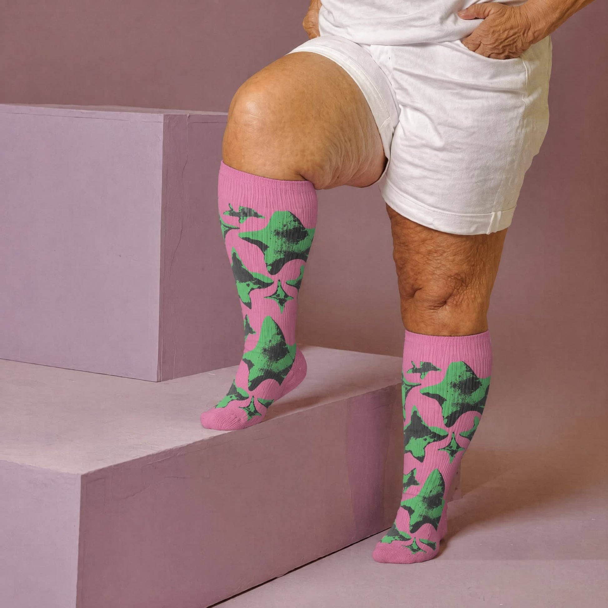 Plus Size Neon Star Compression Socks - Pink(1 Pair) - 4XL - image 3