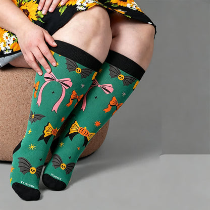 Plus Size Halloween Bat Compression Socks - Green(1 Pair) - 4XL - image 1