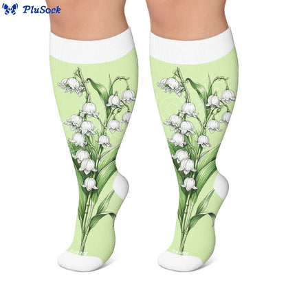 Plus Size Botanical Garden Compression Socks - image 7