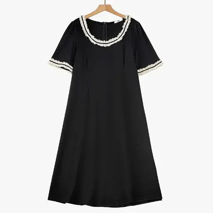 Plus Size Contrast Lace Midi Dress - Black - 6XL - image 0