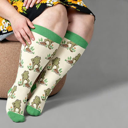 Plus Size Frog Owl Compression Socks - Green - 4XL - image 3