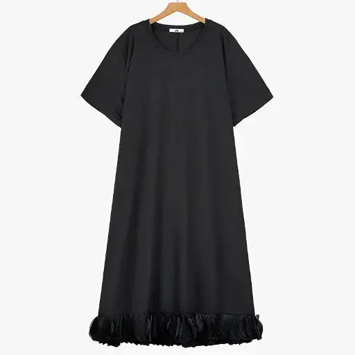 Plus Size Round Neck Short Sleeve Shift Modest Midi Dress - Black - 6XL - image 0