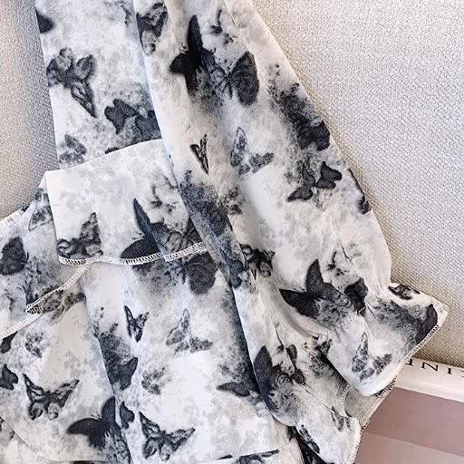 Plus SizeSquare Neck Puff Short Sleeve Floral Tiered Summer Dress - image 4