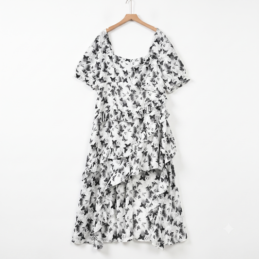 Plus SizeSquare Neck Puff Short Sleeve Floral Tiered Summer Dress - Black - 6XL - image 0