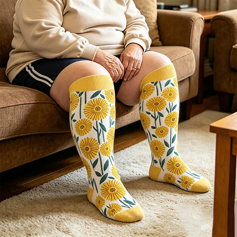 Plus Size Daisy Bloom Compression Socks - Yellow - 4XL - image 3