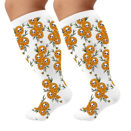 Plus Size Spooky Balloon Compression Socks - image 9