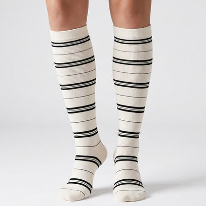 Black Heart Compression Socks(6 Pairs) - White - S/M - image 2
