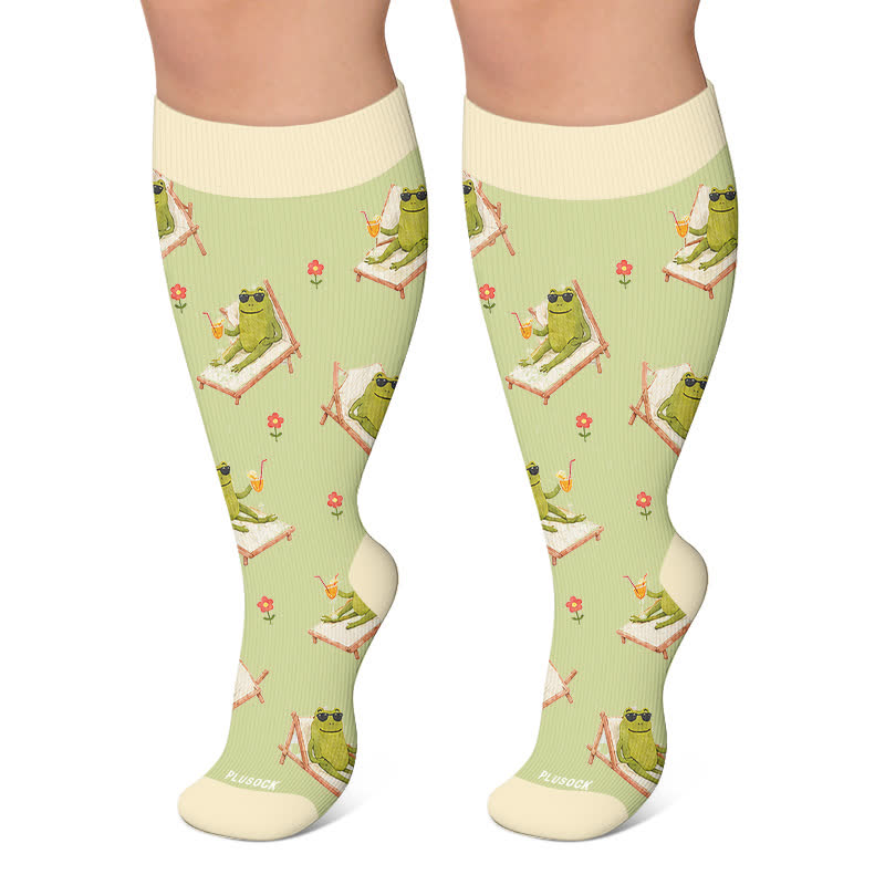 Plus Size Lazy Frog Cat Compression Socks - Light Green - 4XL - image 5