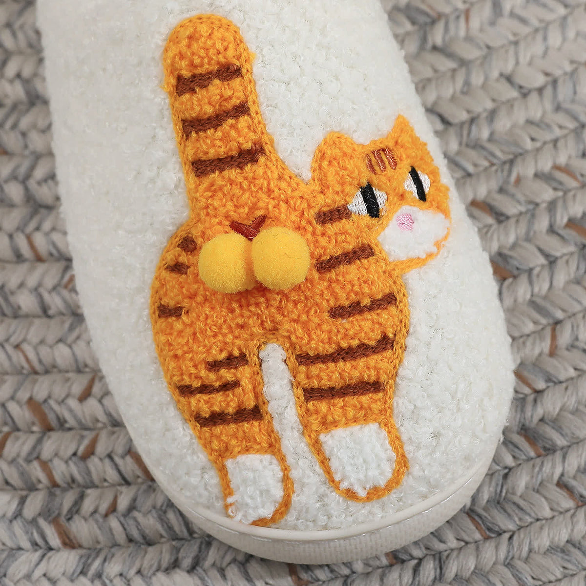 Plus Size Cozy Cat Embroidered Slippers - image 4