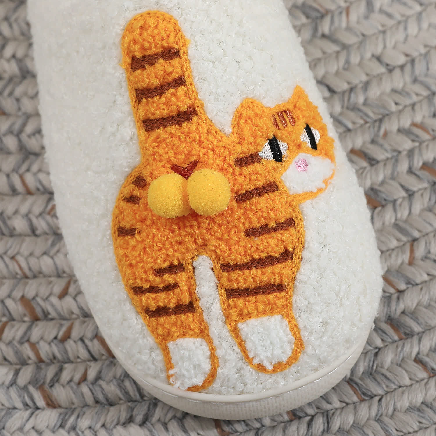 Plus Size Cozy Cat Embroidered Slippers - image 4