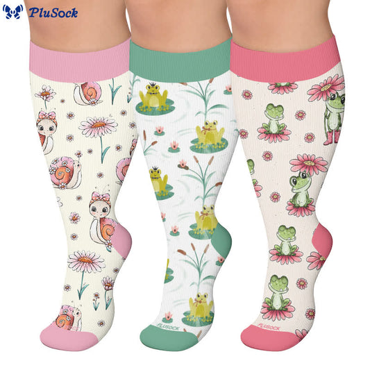 Plus Size Frog Snails Compression Socks - image 0