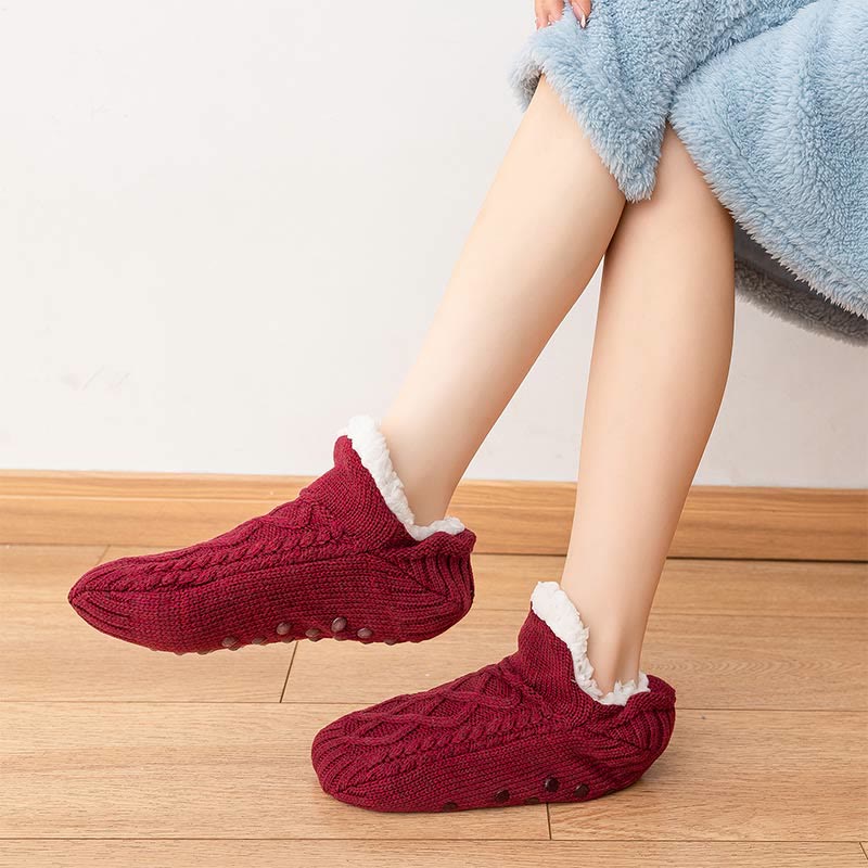 Plus Size Lamb Wool Warm Indoor Slipper Socks(2 Pairs) - Wine - L - image 2
