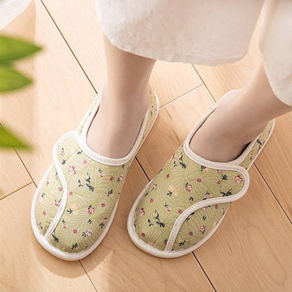 Adjustable Garden Quilted Fluffy Shoes - image 2